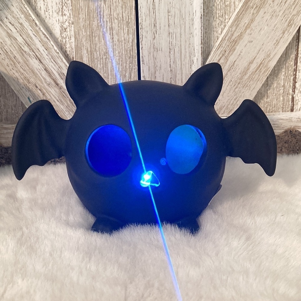 Copy—Ceramic Light Up Bat - Picture 3 of 8